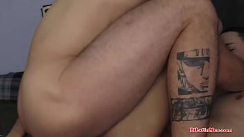 meu irmão mais velho mandou ver no meu cuzinho