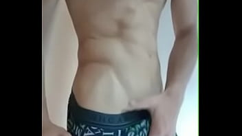 muscle boy big bulge