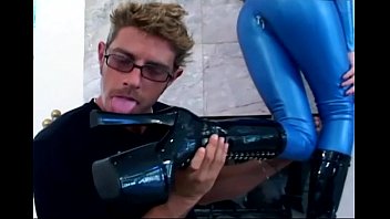 thumb fucking and dro  oling blowjob in boots and la in boots and lat n boots and lat