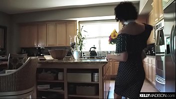 Deep Creampies 8 - Olive Glass