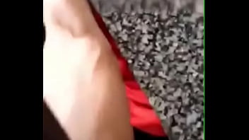 Brincadeira com dotado no banheiro da rodoviária