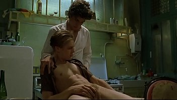The Dreamers [Uncut NC-17] (2003) [720p] x264 - Jalucian