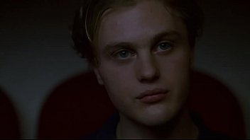 The Dreamers [Uncut NC-17] (2003) [720p] x264 - Jalucian
