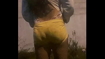 Bruninha de shorts de lycra 3