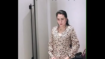 thumb hot tante fitti  ng baju  