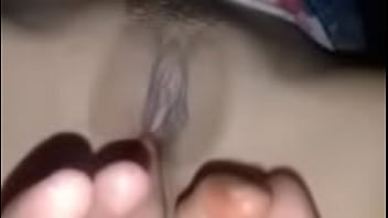 Fucking a big girl's pussy until he cums in her pussy. Beautiful clit, worth licking until it's wet.