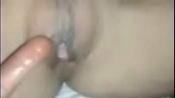 Fucking a big girl's pussy until he cums in her pussy. Beautiful clit, worth licking until it's wet.