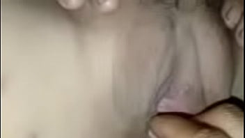 Fucking a big girl's pussy until he cums in her pussy. Beautiful clit, worth licking until it's wet.