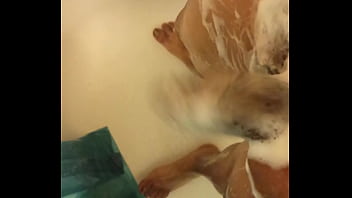 thumb shower play   