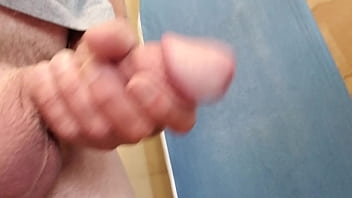 thumb home alone   