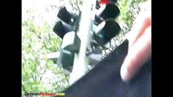 Alman genç kız ilk porno seçmesi için seçildi   