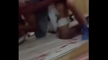 Culona Blonde Prend Du Lait