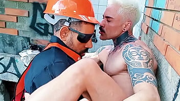 END OF WORKDAY AND I FUCKED UP THE BLONDE'S ASS. HE ASKED FOR VITAMINS IN HIS ASS. HE GOT IT!