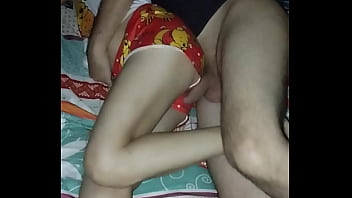 Estaba cachonda y me deje follar por mi hermanastr