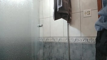 Hidden Cam caught best friend peeing