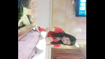 漂亮的会所女技师打飞机 2025