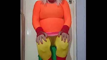 thumb if you want to  stop me doing this then feed m his then feed m his then feed me
