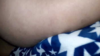 Gostosa novinha rabuda