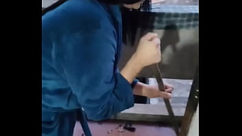 Acordei com a neura da limpeza limpando tudo e quando ele se aproximou de mim me deu um calor