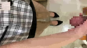 woman who can line up in an office building in Tokyo OL Blow monster