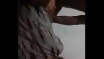 Meu amigo comeu um travesti e me mandou o vídeo..