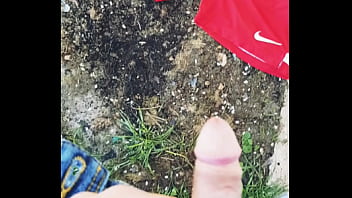 piss outside on my shorts