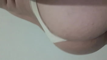 Bem safada me exibindo