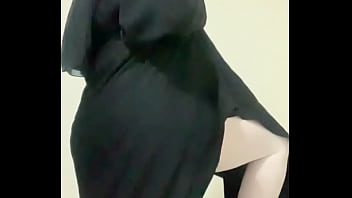 Fucking Tizi with a big dildo while wearing an abaya and hijab
