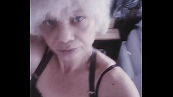 En manque de bite tu me prête la tienne