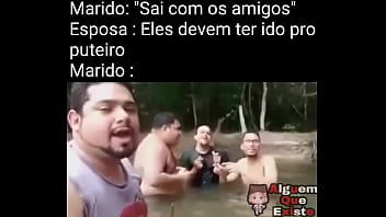 os homens se juntaram para se divertir um pouco