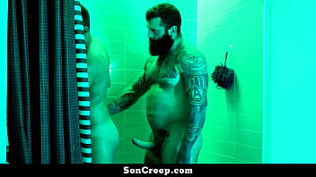 thumb stepdad and ste  pson getting cooled down by s ooled down by sh oled down by sh