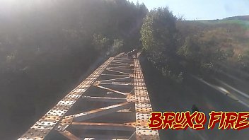 BombomD4 queria Foder na Ponte... Chegou os Guardas !! Assistam Completo n Xvideos RED