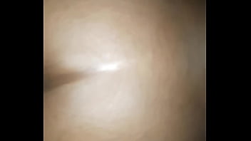 Black beauty throwing fat ass