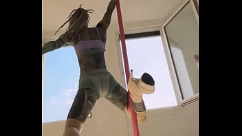 Dancing on the pole and enjoy the good moments in life.Thanks to 2beepole for teaching me new skills.---#inkedgirl #d...