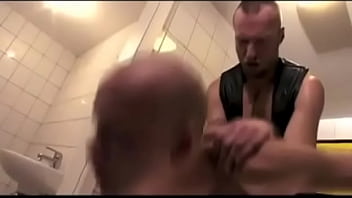 Fucking gay in toilet motel