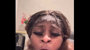 Breezy deep throat and cumshot