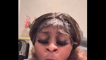 Breezy deep throat and cumshot
