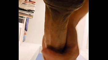 Elewis6 - view from below