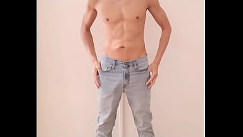 thumb a strip tease d  ay  