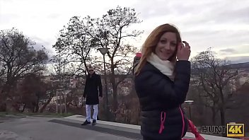 thumb hunt jenifer re d spreads her legs and gets le egs and gets legs and gets screw