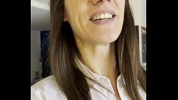 Lety Howl a commandé un gros colis, pour remercier le livreur d'avoir monté le...