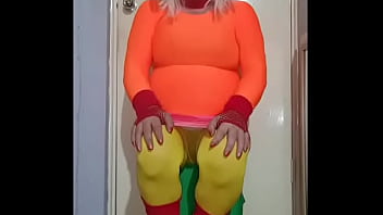 thumb if you want to  stop me doing this then feed m his then feed m his then feed me