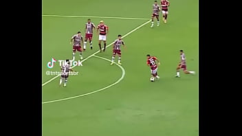 Ayrton Lucas fudendo tricolete em pleno Maracanã com 58 mil torcedores 1080p muito gostosa