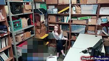 Teen shoplifter throats officers bigcock - XVIDEOS.COM