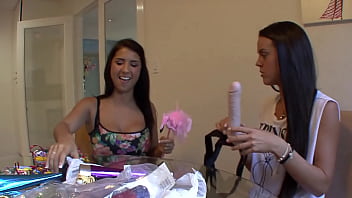 HD lesbian sexparty - XVIDEOS.COM