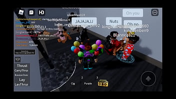 Jugando roblox sexo a 5 fps