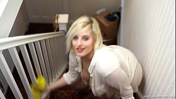 ELLIE ROE Clean Strokes SD - XVIDEOS.COM