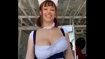 Prun Prun milk shaking