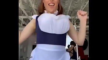 Prun Prun milk shaking
