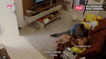 receiving the delivery man without panties and very naughty 